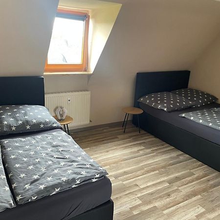 Zirndorf Ferienhaus Экстерьер фото